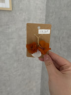 Les boucles d’oreilles Gloria